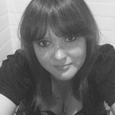 Profile Picture of Tina Wilkin (@PetLamb89) on Twitter