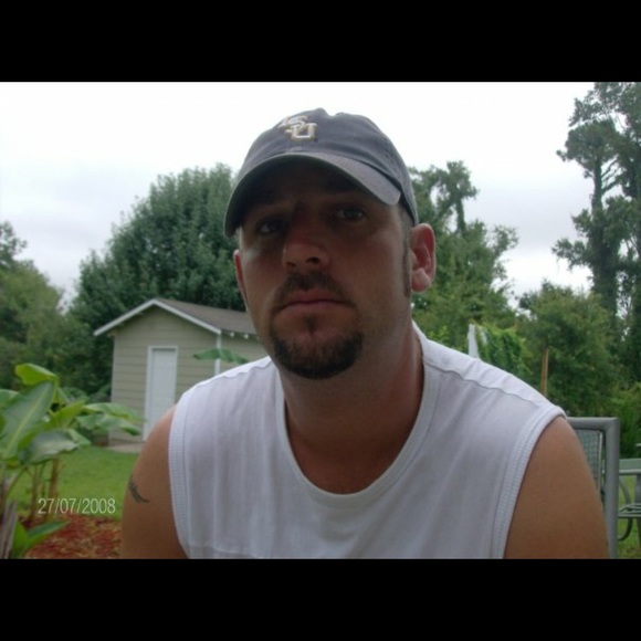 Profile Picture of Brad Parker (@parkerbrad40) on Poshmark