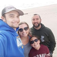 Profile Picture of Steve Silva (@stevesilva06) on Tiktok