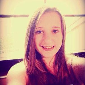 Profile Picture of Mandy Bär (@bar_mandy) on Twitter