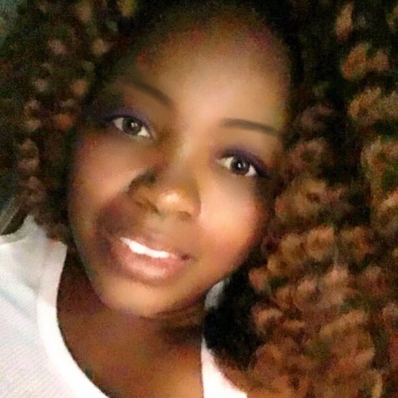 Profile Picture of Danielle Purnell (@njnurse11) on Poshmark