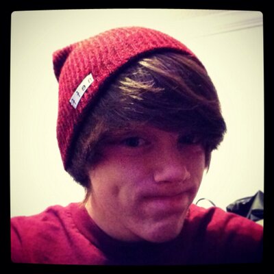 Profile Picture of Cody.  ✌️ (@TheCodySuggs) on Twitter