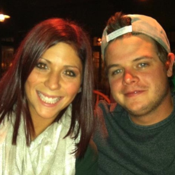 Profile Picture of Sam Greben (@sgreben10) on Poshmark