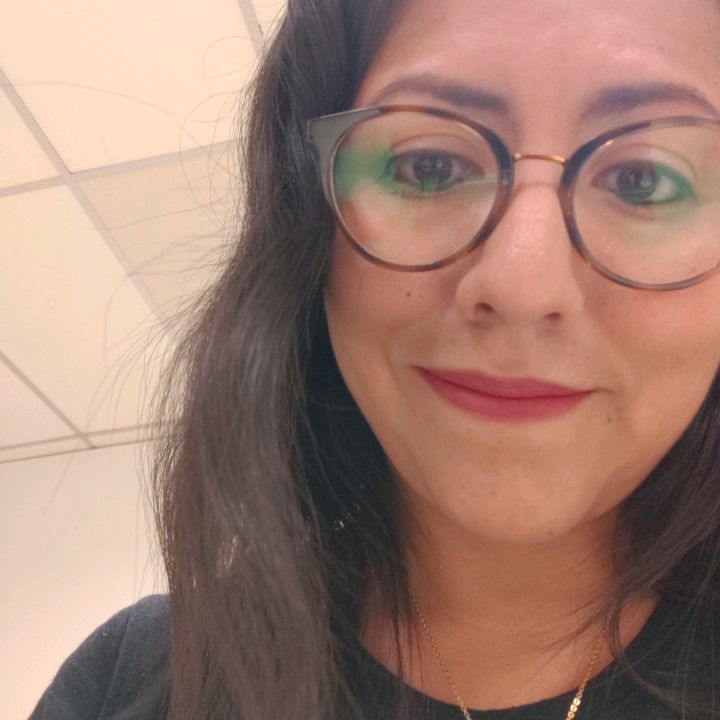 Profile Picture of Glow (@robertglow) on Tiktok