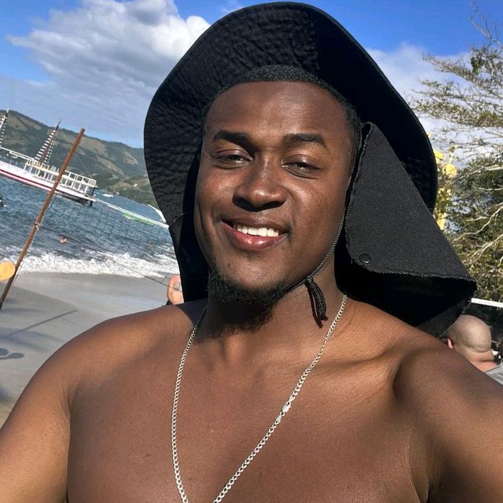 Profile Picture of James cirilo (@james.ciriloo) on Tiktok