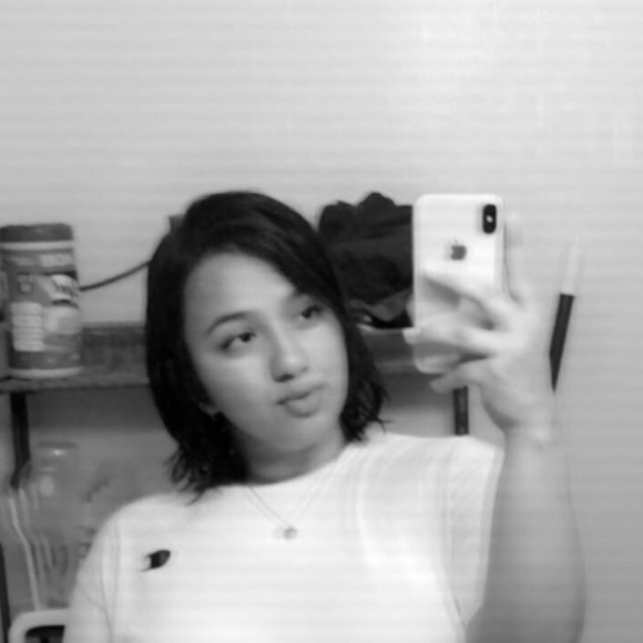 Profile Picture of Cynthia Moreno (@cyntheeaa14) on Poshmark