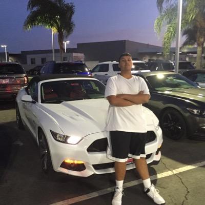 Profile Picture of Julian Vasquez (@julianvasquez51) on Twitter