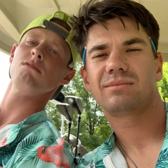 Carter Nofziger - Poshmark Profile Picture of Carter Nofziger (@carternof) on Poshmark