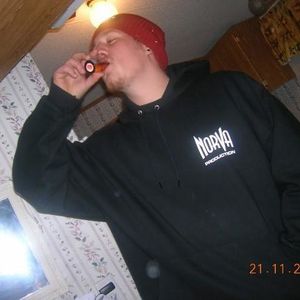 Profile Picture of Alan Hmm (@midnight_joker6977) on Myspace