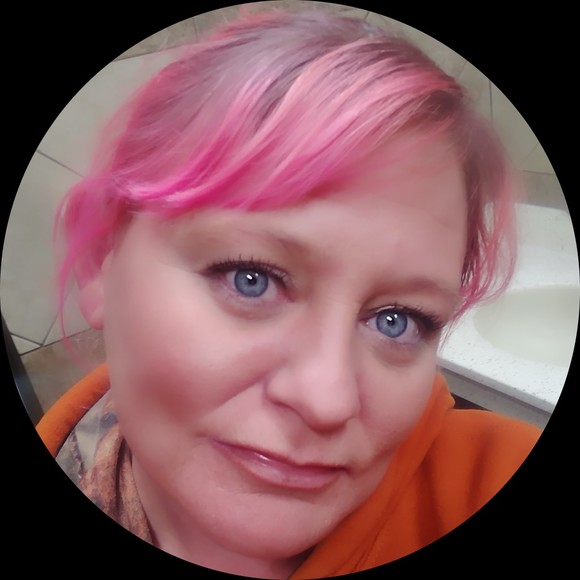 Profile Picture of Casey Bates (@madhatter001) on Poshmark