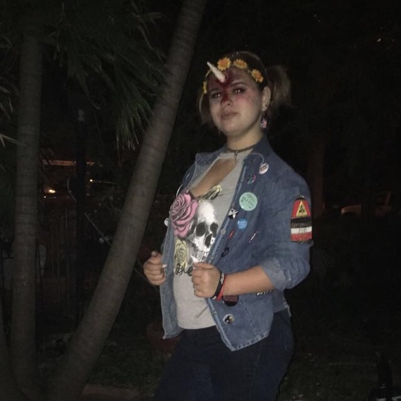Profile Picture of Gidget Hall (@lumigidget) on Poshmark