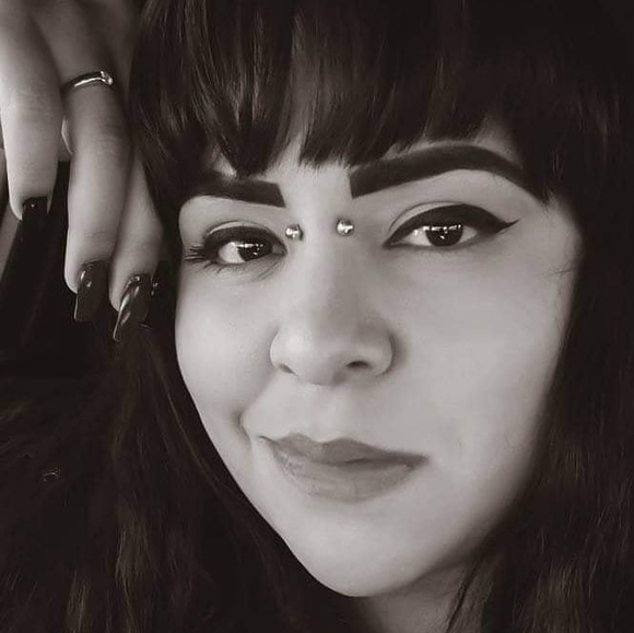 Profile Picture of Lorena Fierro (@lfierr05) on Poshmark