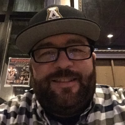 Profile Picture of James E. Dyche (@ChefJD) on Twitter