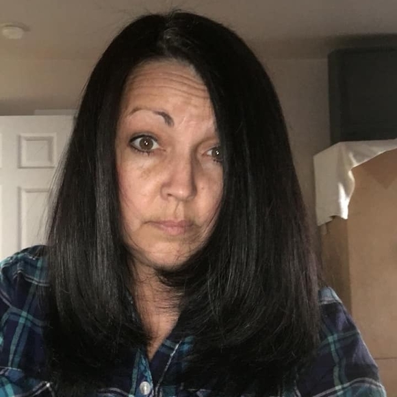 Profile Picture of Annmarie Trimigliozzi- bianchini (@ams081099) on Poshmark