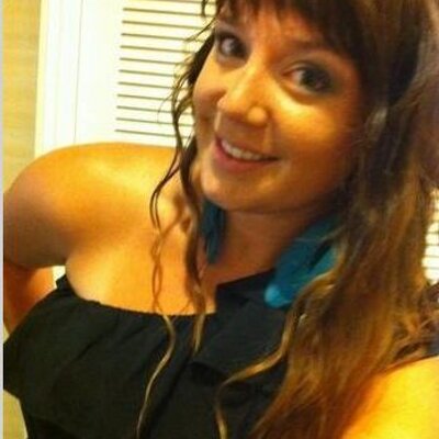 Profile Picture of Ivy Marcel (@IvyMarcel) on Twitter