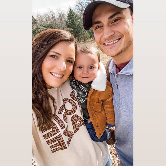 Profile Picture of Chelsie Reed (@chelsleann) on Poshmark