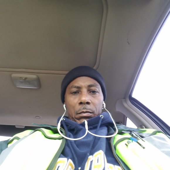 Profile Picture of James Ridgeway (@james_ridgeway) on Poshmark