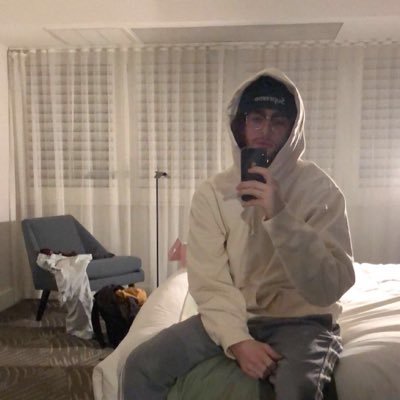 Profile Picture of Michael (@michaelquinnIII) on Twitter