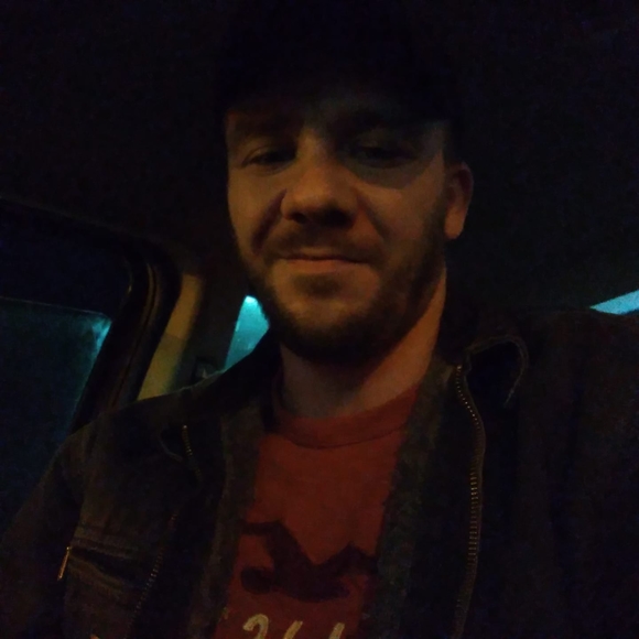 Andrew Huffsmith - Poshmark Profile Picture of Andrew Huffsmith (@andrewhuffsmith) on Poshmark