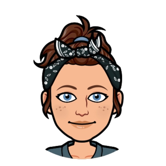 Profile Picture of Hope Karels (@hopek8) on Poshmark