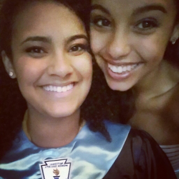 Profile Picture of Chasnie Nickson (@chasnie83) on Poshmark