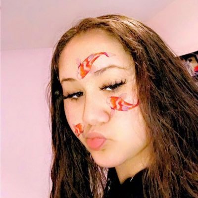 Profile Picture of Lacey Watson (@LaceyWa38915167) on Twitter