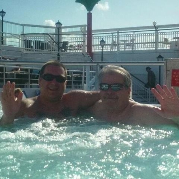 Profile Picture of James Nalley (@jnalley77) on Poshmark