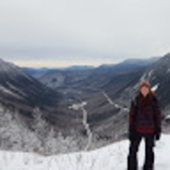 Profile Picture of Madisen Plunkert (@mplunkert) on Poshmark