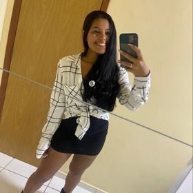 Profile Picture of Marcella Karolina (@mkarolina20) on Pinterest