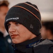 Profile Picture of Nick 🏁📚 // Will See Louis (@stylesxnoir) on Twitter