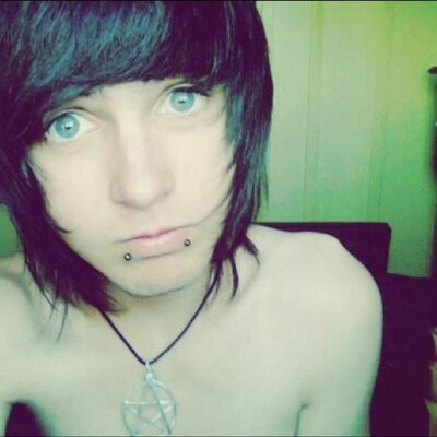 Profile Picture of Blake (@dustin_lufffs01) on Twitter