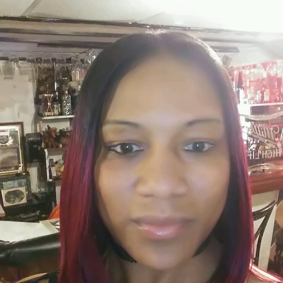Profile Picture of Kim Mckinney (@hotitems1) on Poshmark