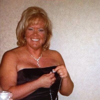 Profile Picture of Kelly Stroh (@Kel58103) on Twitter