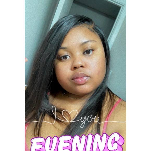 Profile Picture of Tamiya Nicole (@amina3011) on Poshmark