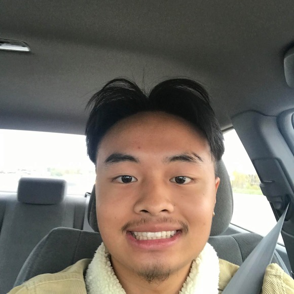 Profile Picture of Koey Jong (@koeyjong) on Poshmark