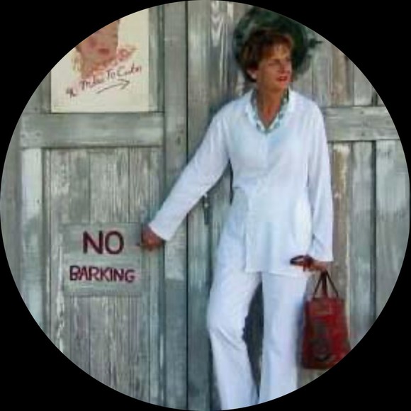 Profile Picture of Diane Stirling (@catherines) on Poshmark
