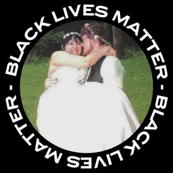 Joseph Eastham - Poshmark Profile Picture of Joseph Eastham (@3claws) on Poshmark