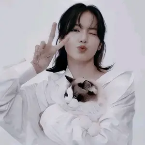 Profile Picture of Лиён. (@min_liyeon) on Tiktok