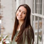 Profile Picture of Mari Thompson (@mari.thompson) on Instagram