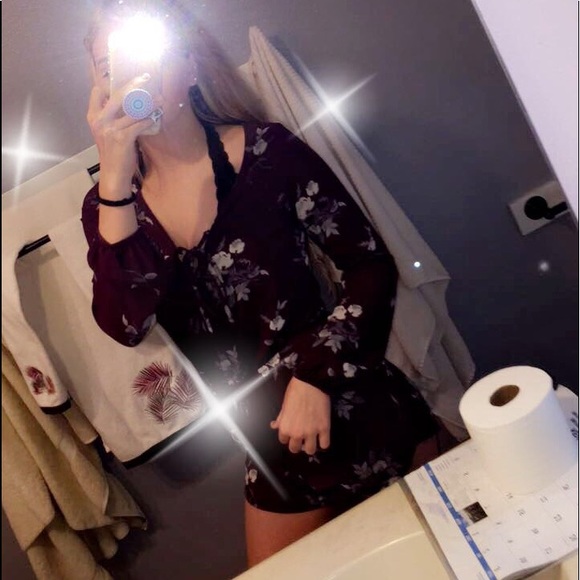 Profile Picture of Emily Reed (@emilyreed1001) on Poshmark