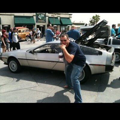 Profile Picture of Jonathan Zamkoff (@jztweetshard) on Twitter