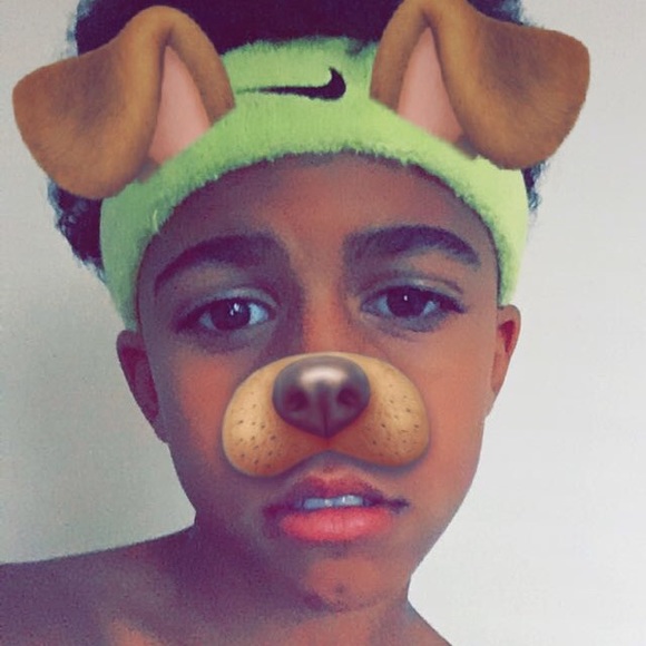 Profile Picture of Christian Edmonds (@itzchrishuh) on Poshmark