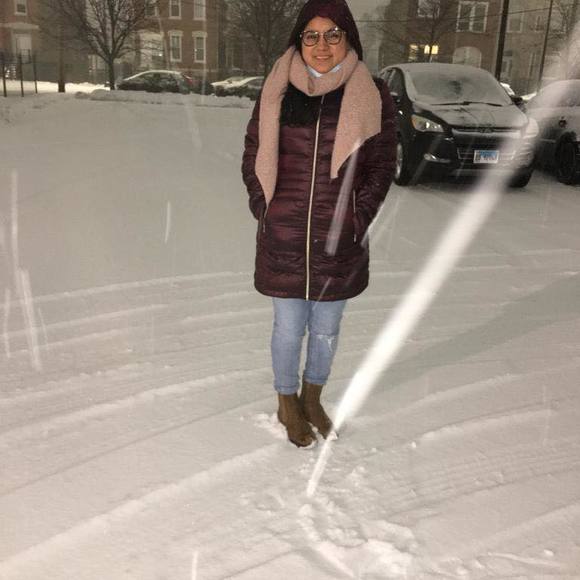 Profile Picture of Nancy Morquecho (@nancy_92mor) on Poshmark
