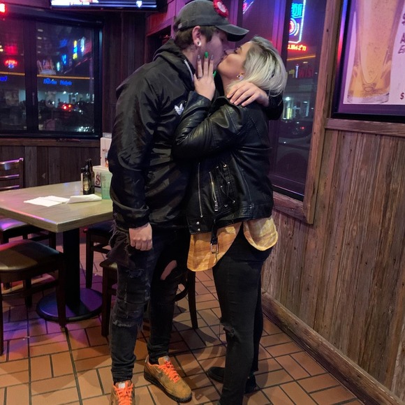 Profile Picture of Tony Mcgowan (@_tonymcgowan) on Poshmark