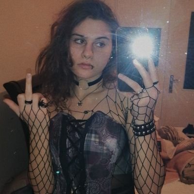 Profile Picture of Mireine Beaini (@mireinebeaini) on Twitter