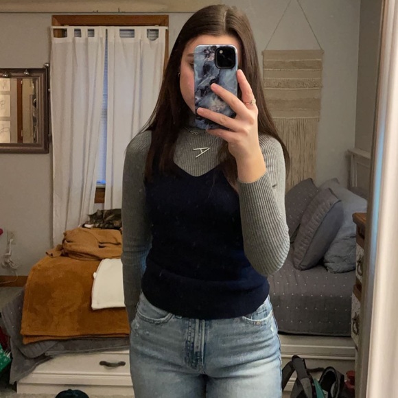 Profile Picture of Ava Haggerty (@avahaggerty) on Poshmark