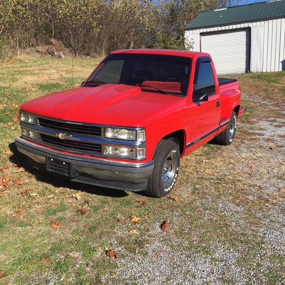 Profile Picture of Mike Simms (@mikesimms421) on Poshmark