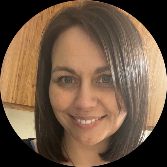 Profile Picture of Jayme Breighner (@jaymele44) on Poshmark