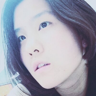 Profile Picture of Diana Yiyi Zhang (@dianayyloveu) on Twitter