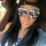 Profile Picture of lisabortz (@lisabortz) on Instagram
